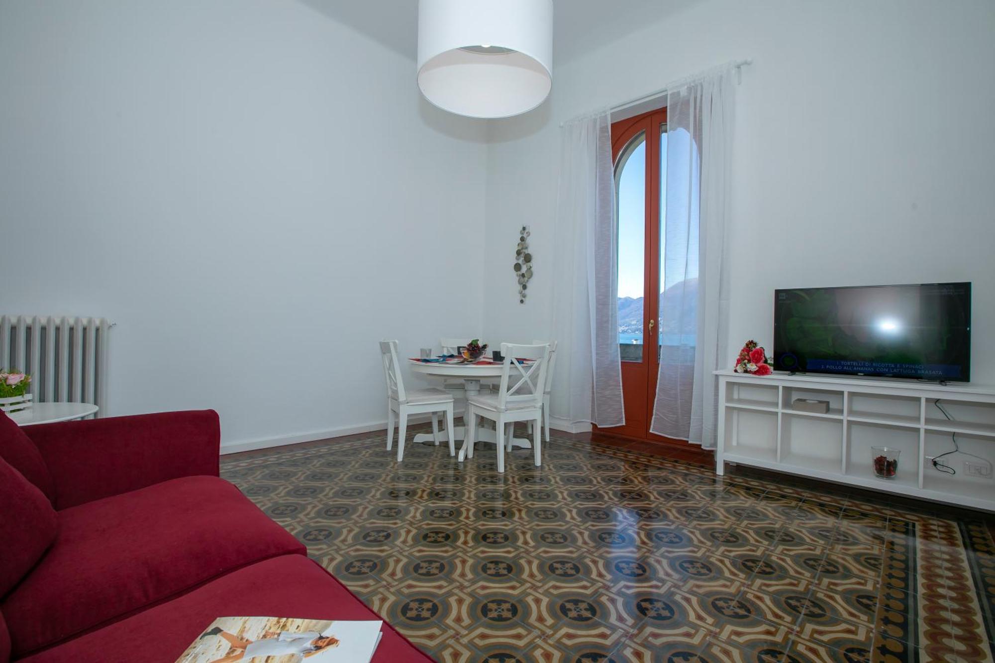 Residenza Gardenia Lake View Luino Center - Happy Rentals Kültér fotó