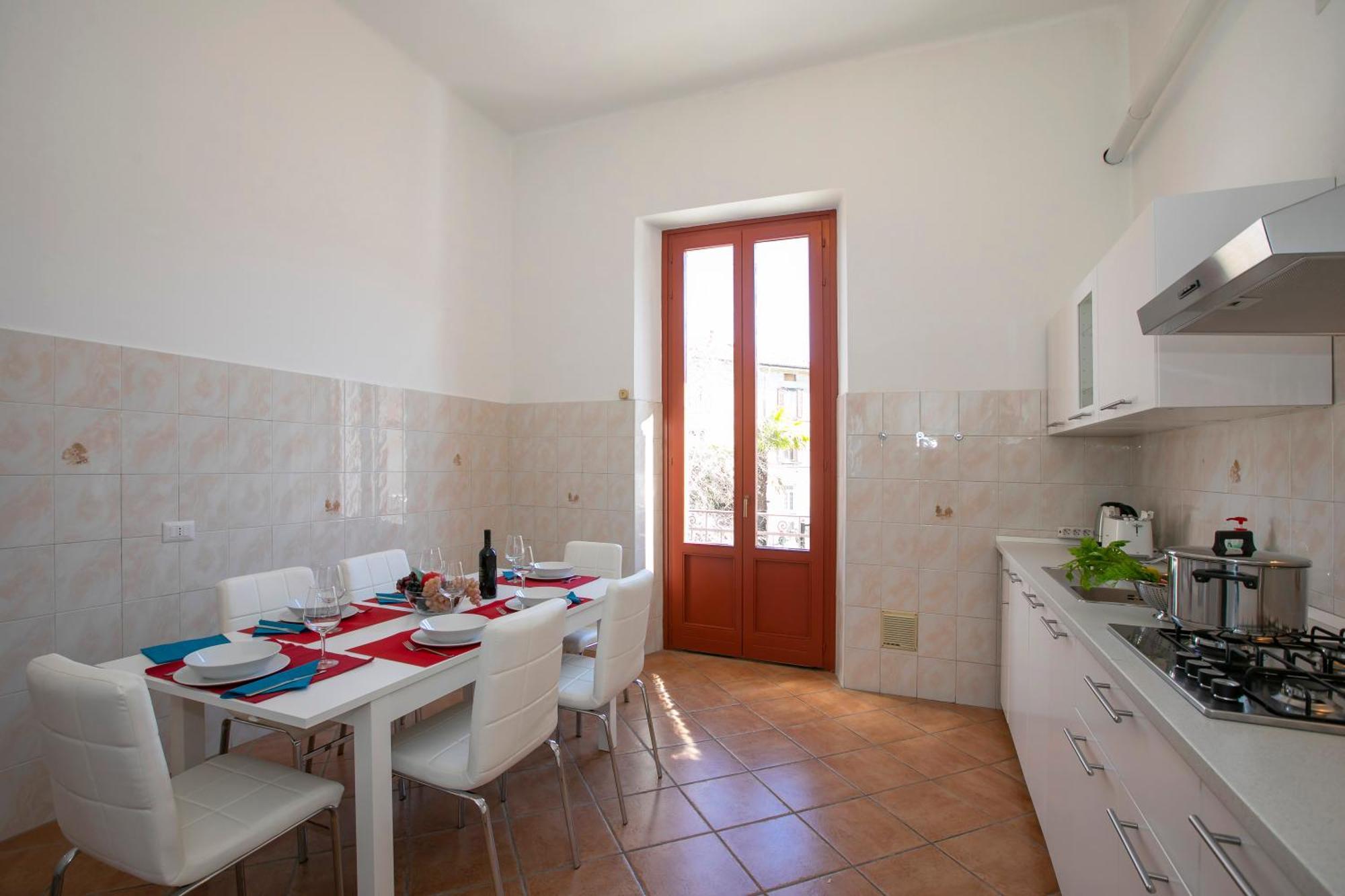 Residenza Gardenia Lake View Luino Center - Happy Rentals Kültér fotó